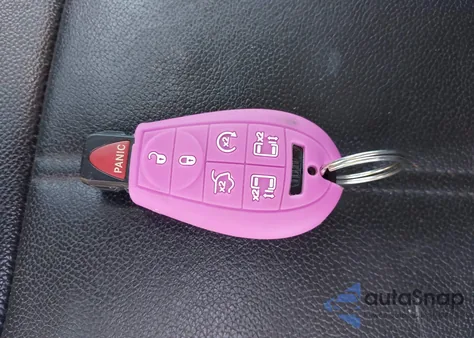 2015 Chrysler Town & Country Touring from USA, damaged, VIN 2C4RC1BG2FR565248